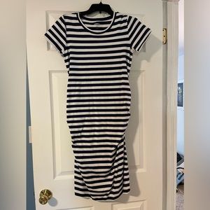 Maternity short sleeve summer dress!